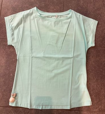 T-shirt verkrijgbaar in vijf verschillende kleuren
