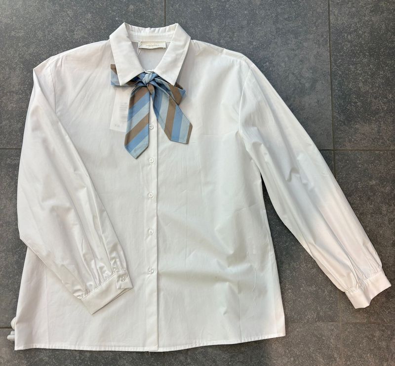 Blouse met strik