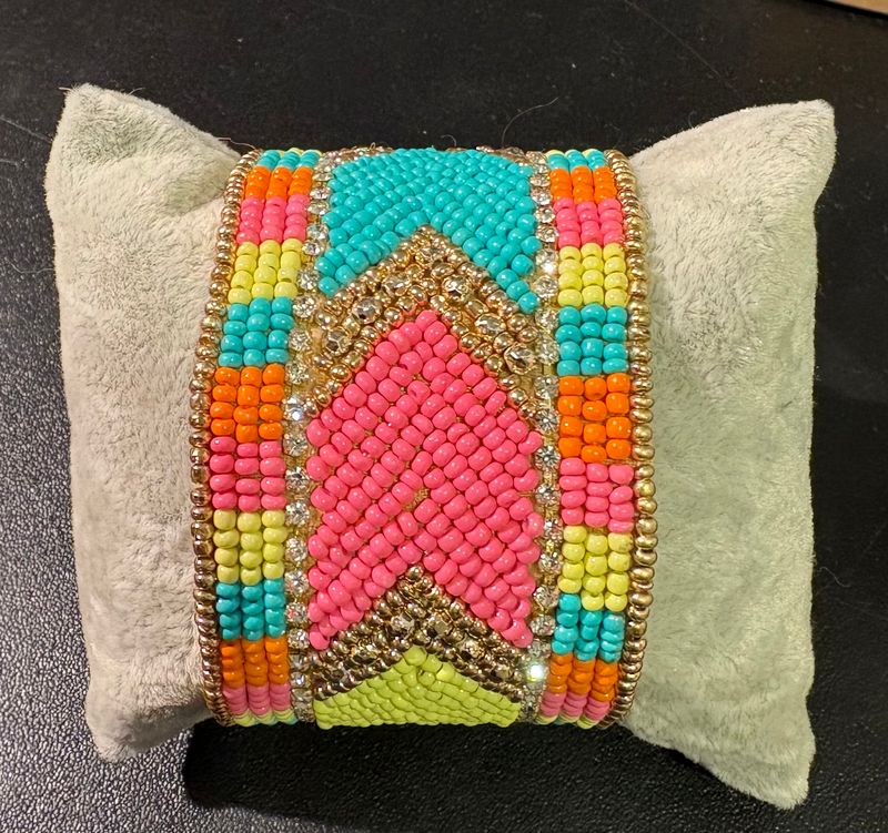 Kleurrijke armband