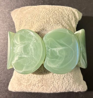 Brede armband in het muntgroen