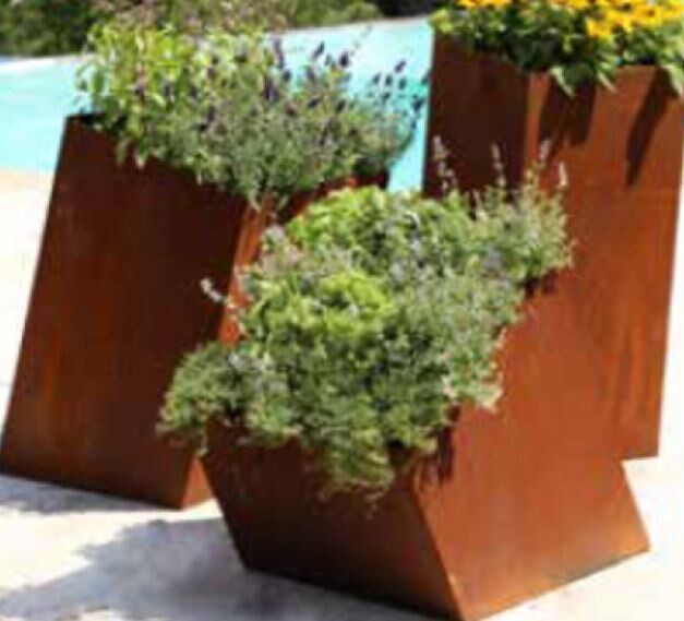 Bloembak schuin 50x50xH55-33cm Bloembak schuin 50x50xH55-33cm