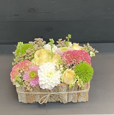 Bloemstuk FRB-605 box pastel