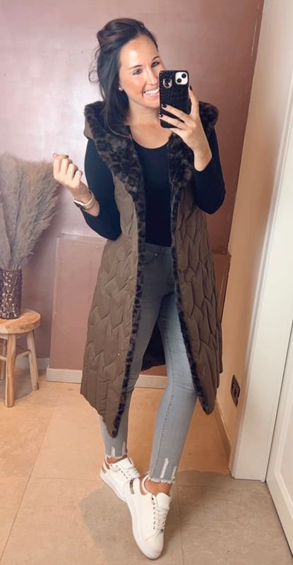 Long Quilted Gilet met Leopard Detail – Khaki