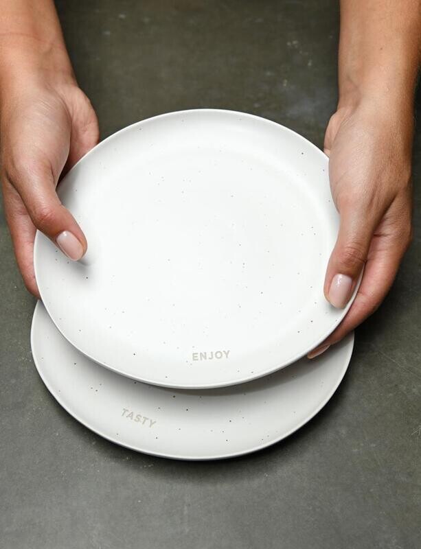 Bord Tasty - Enjoy, Set Van 2, 21 cm