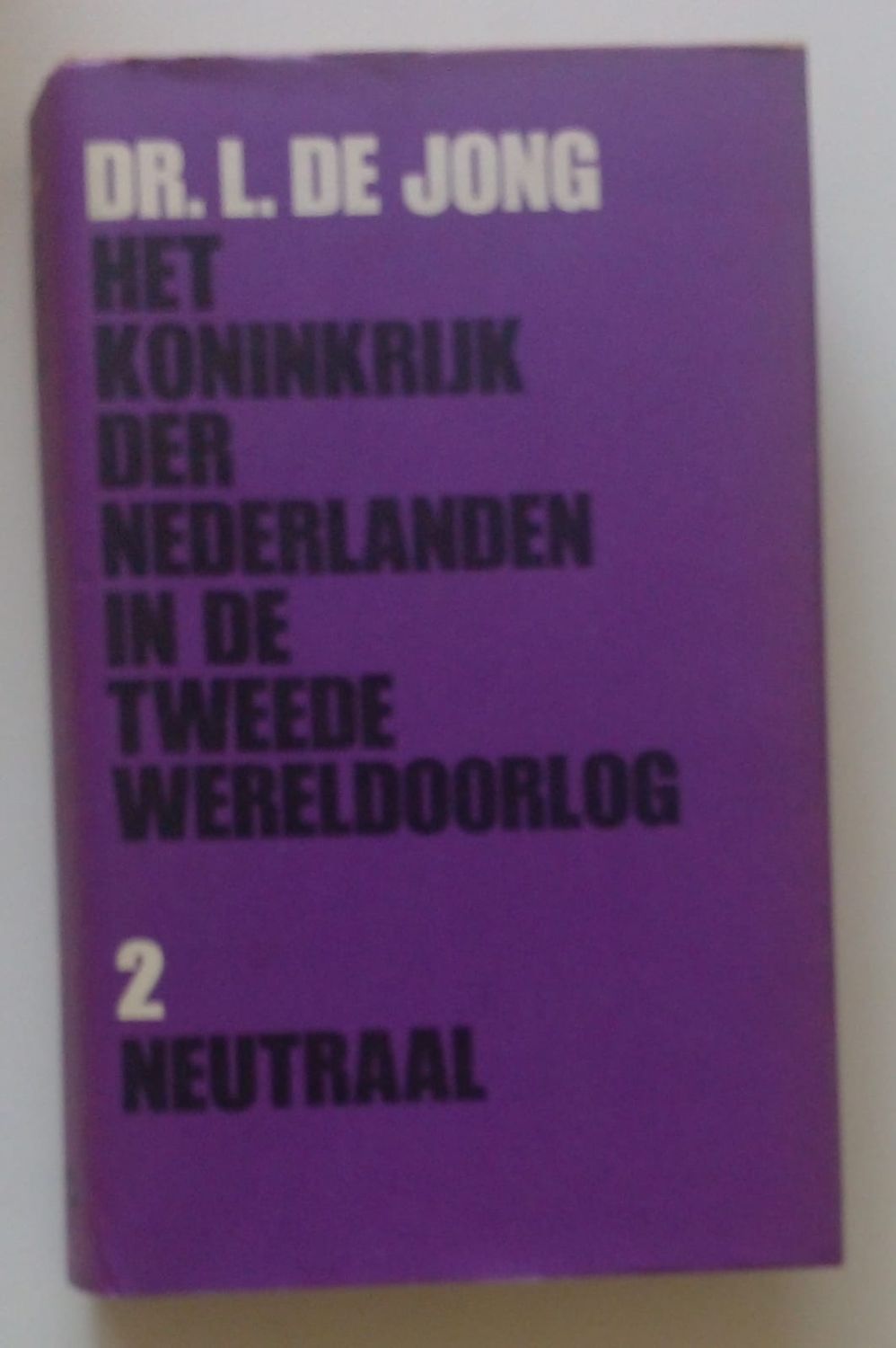 Het konikrijk der Nederlanden in de tweede wereldoorlog Neutraal [D11]