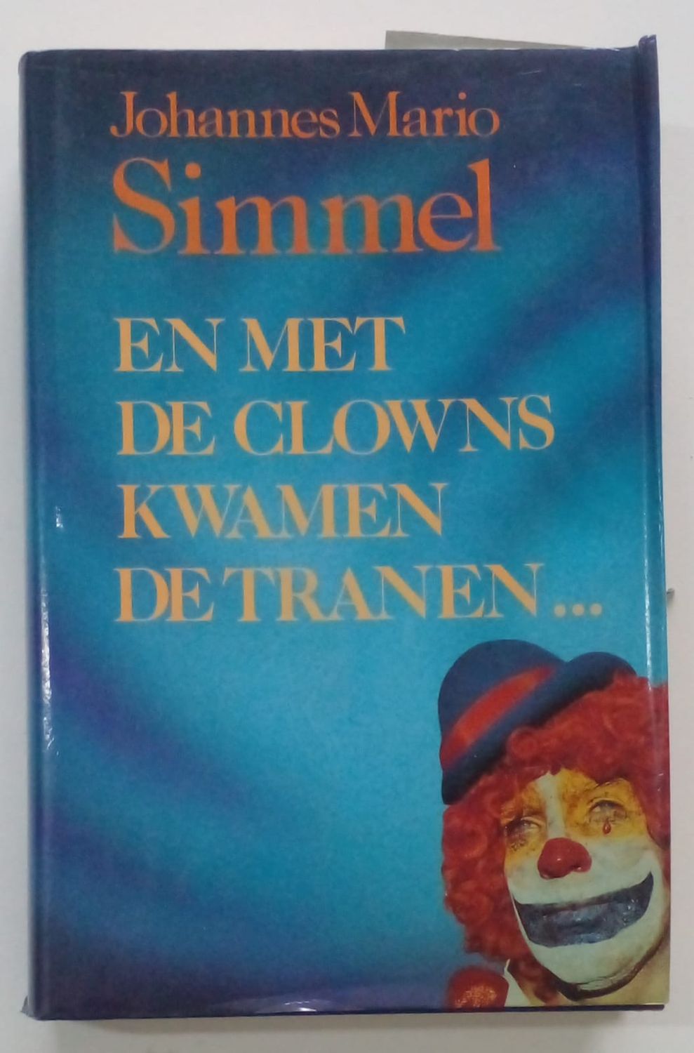 En met de clowns kwamen de tranen [D12]