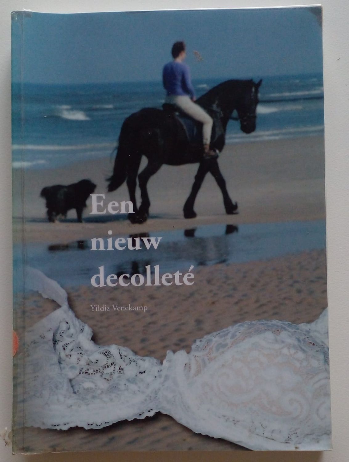 Een nieuw decollete [D24]