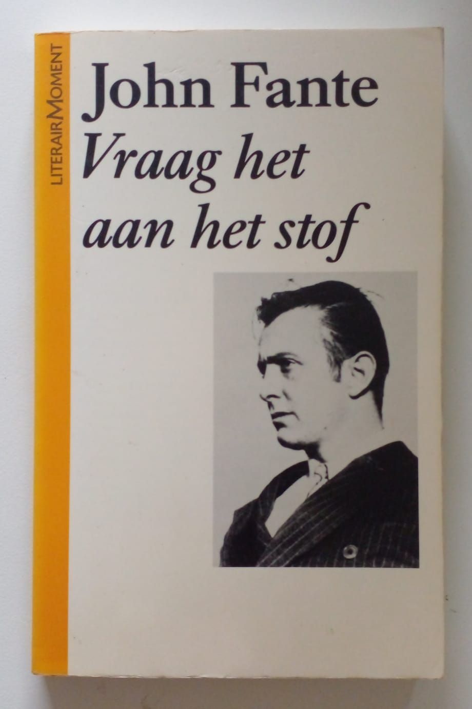 Vraag het aan het stof [D25]