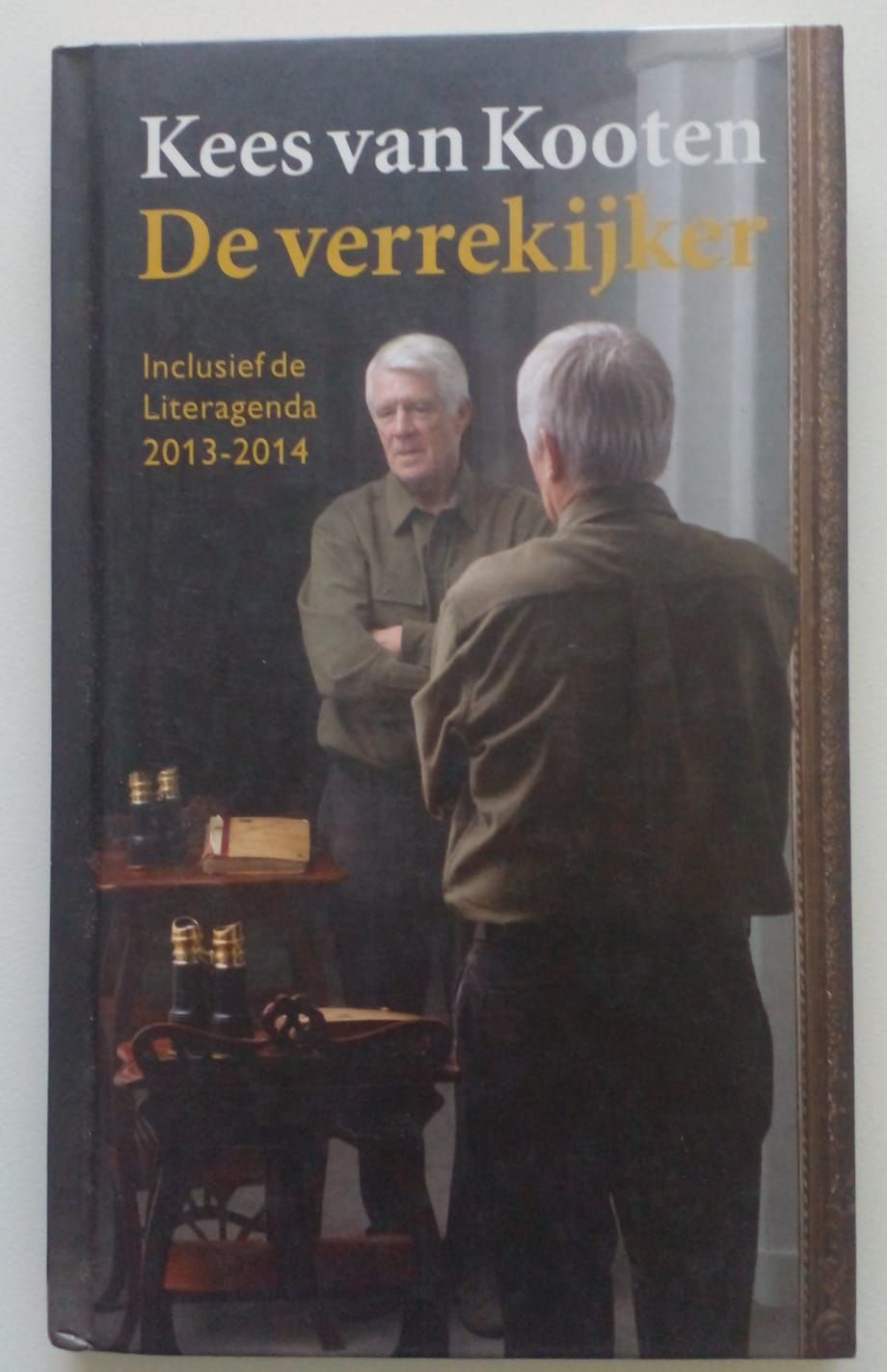De verrekijker [D30]