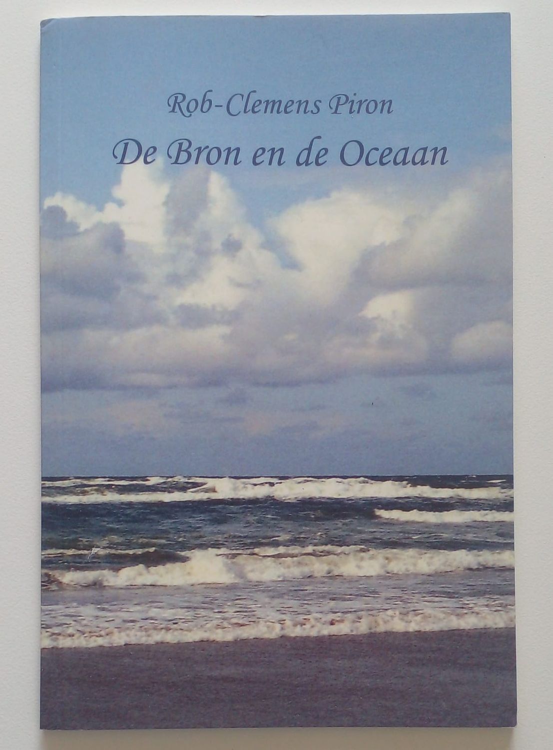 De bron en de oceaan [D32]