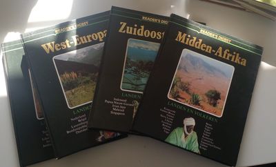 Landen en Volkeren set 9 boeken  [D34]