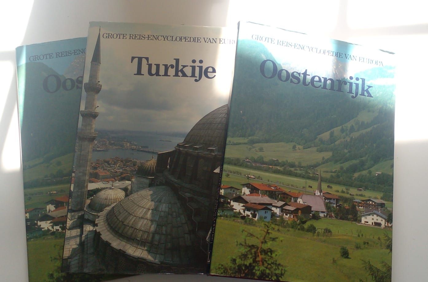 Grote reis-encyclopedie van Europa set 8 boeken [D34]