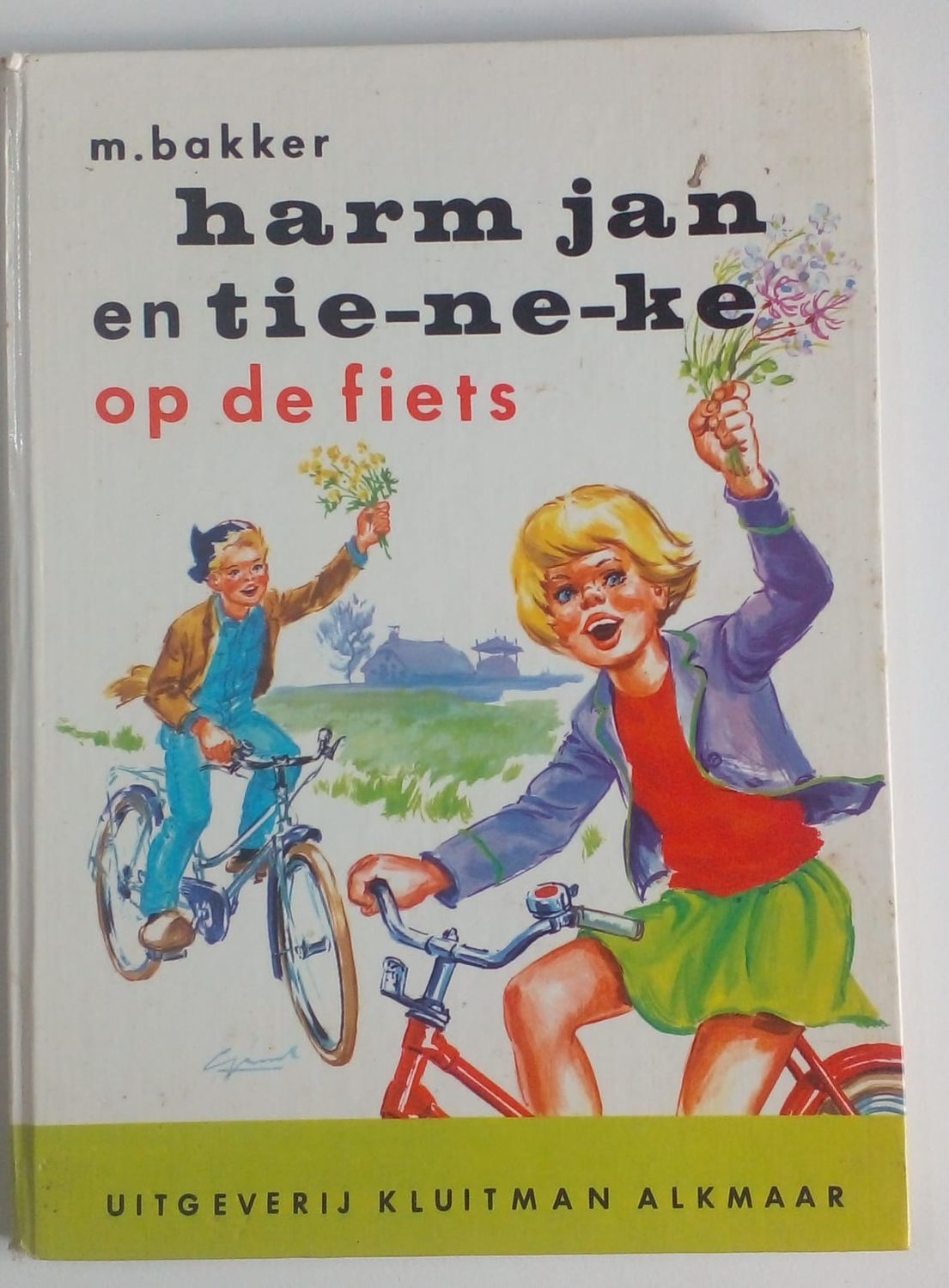 Harm jan en tie-ne-ke op de fiets 43