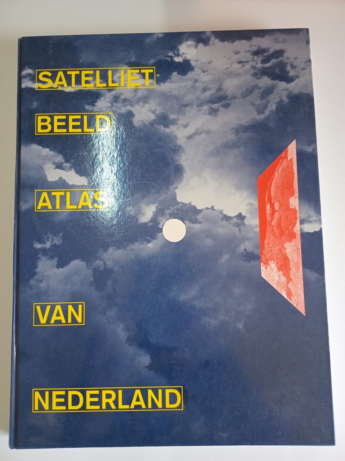 Satelliet beeld atlas van nederland 68