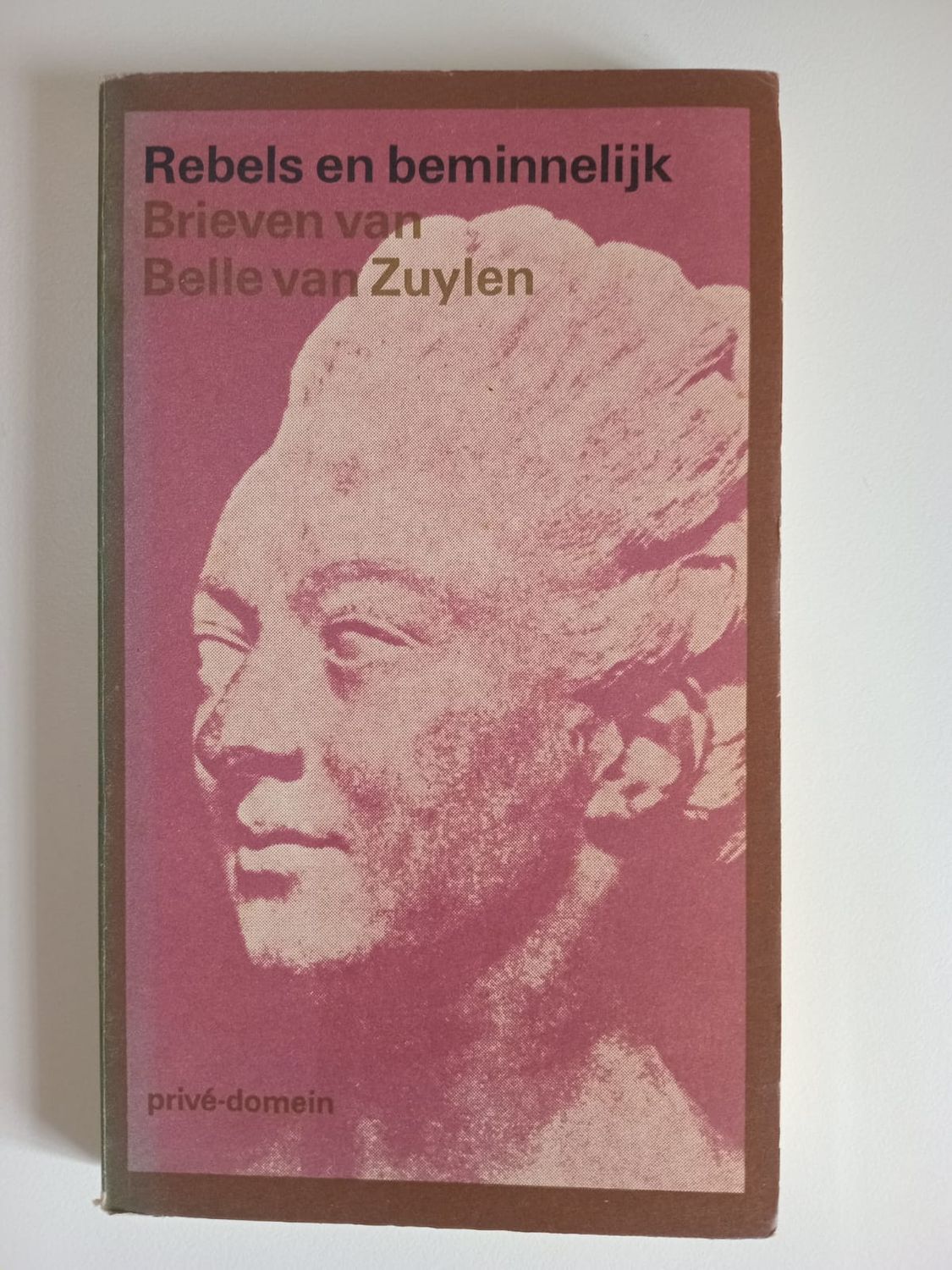 Rebels en beminnelijk  16