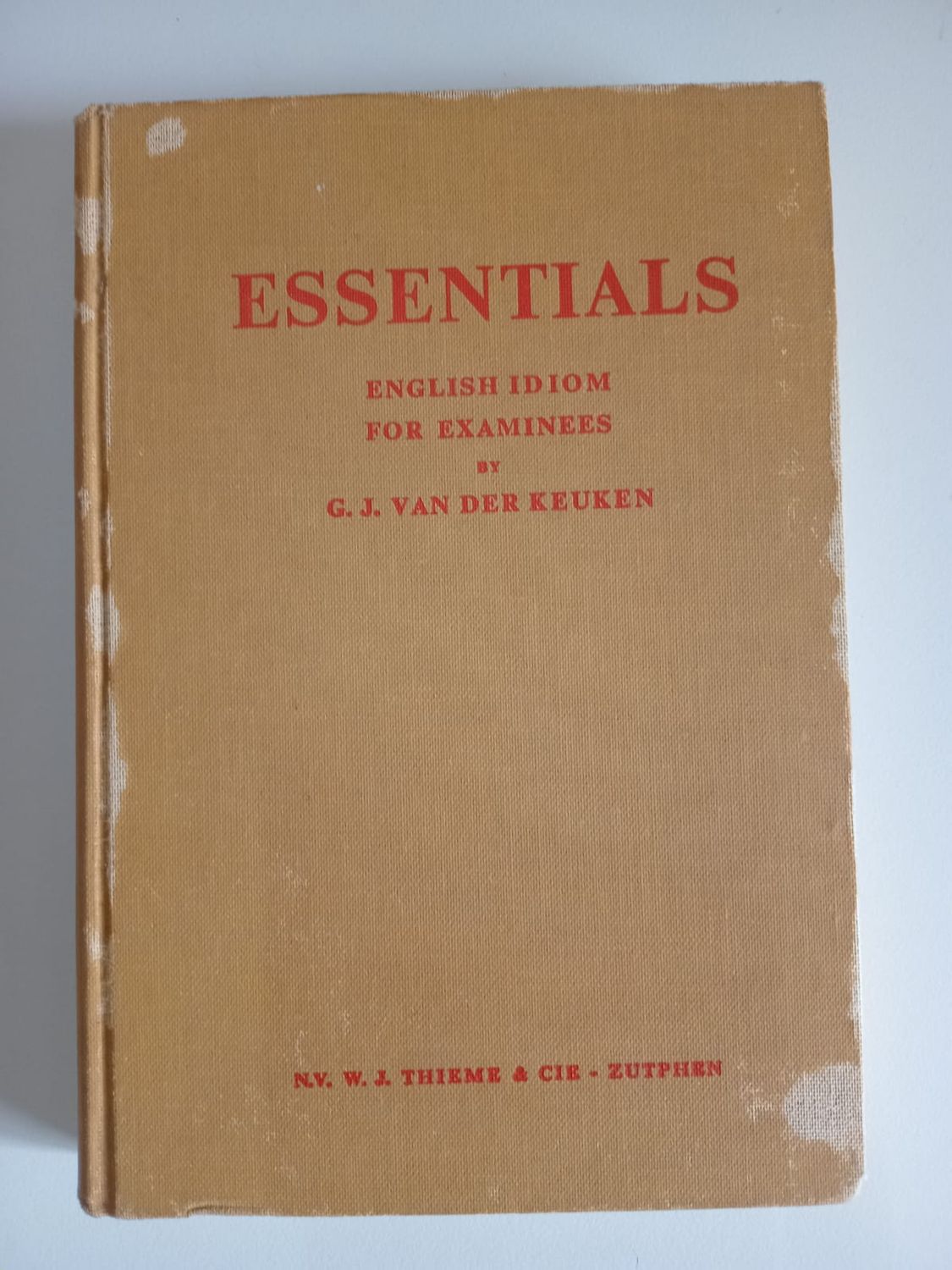 Essentials 75