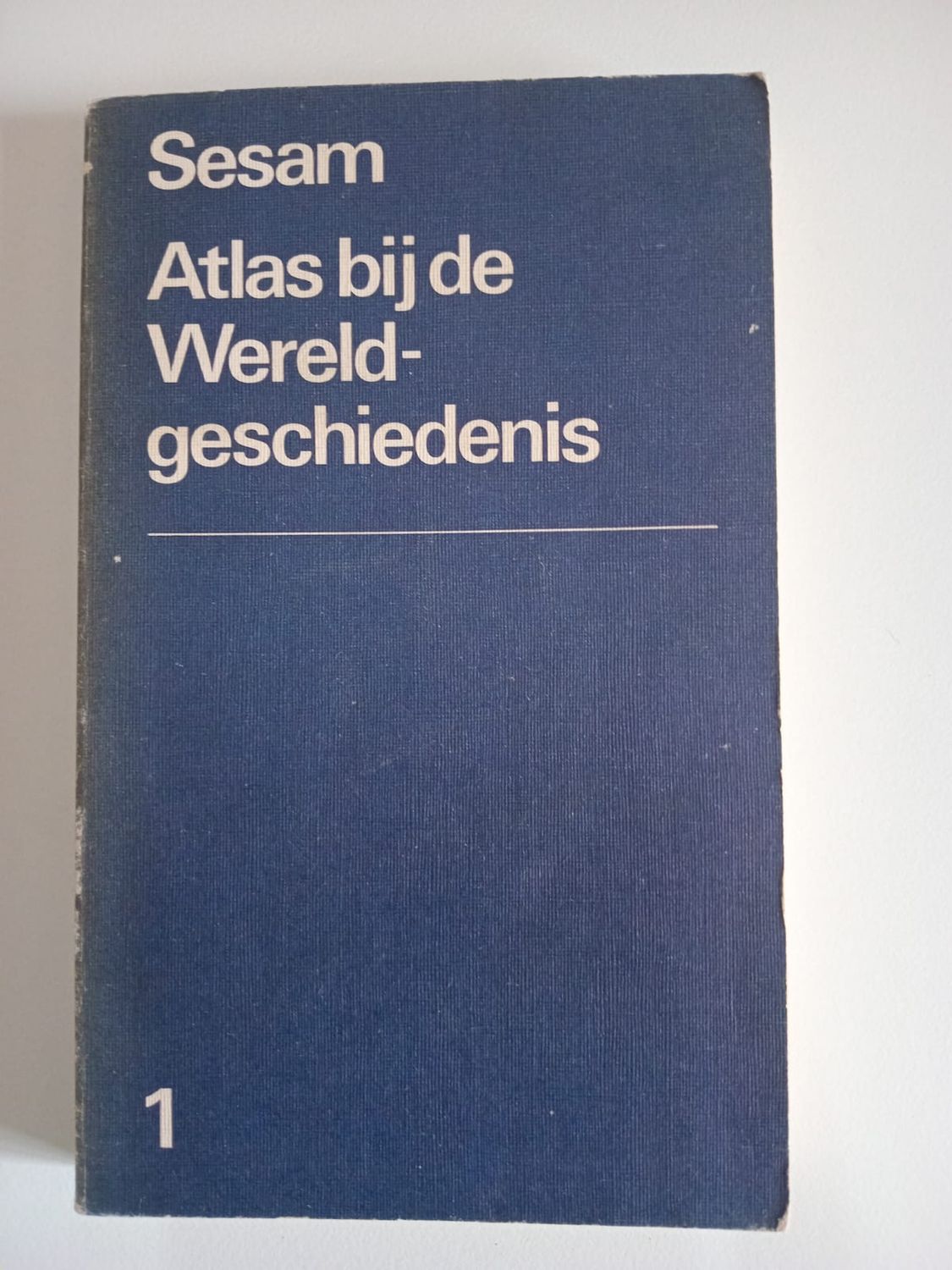 Atlas bij de Wereld geschiedenis 75