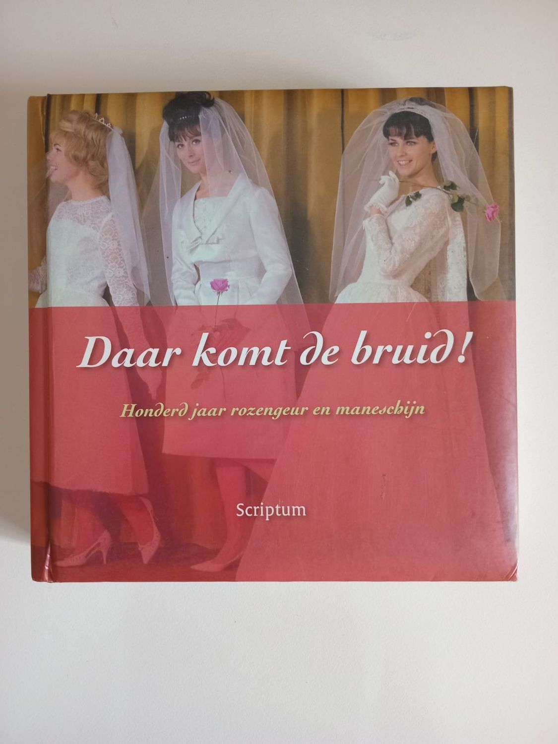 Daar komt de bruid ! 75