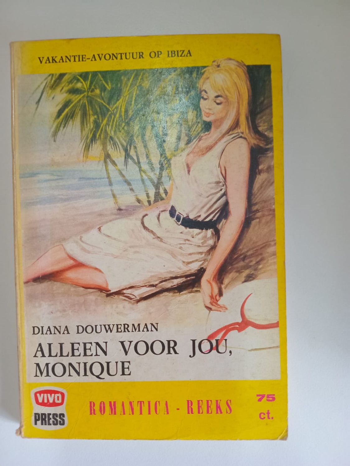 Alleen voor jou, Monique 83