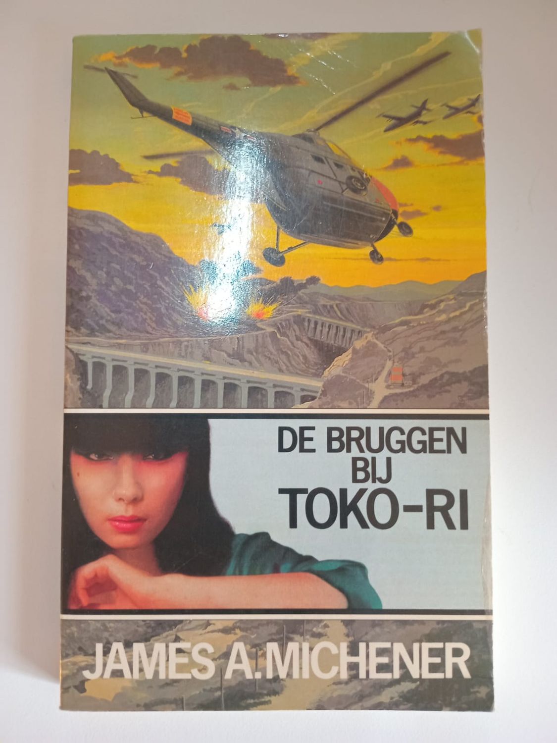 De bruggen bij toko-ri 87