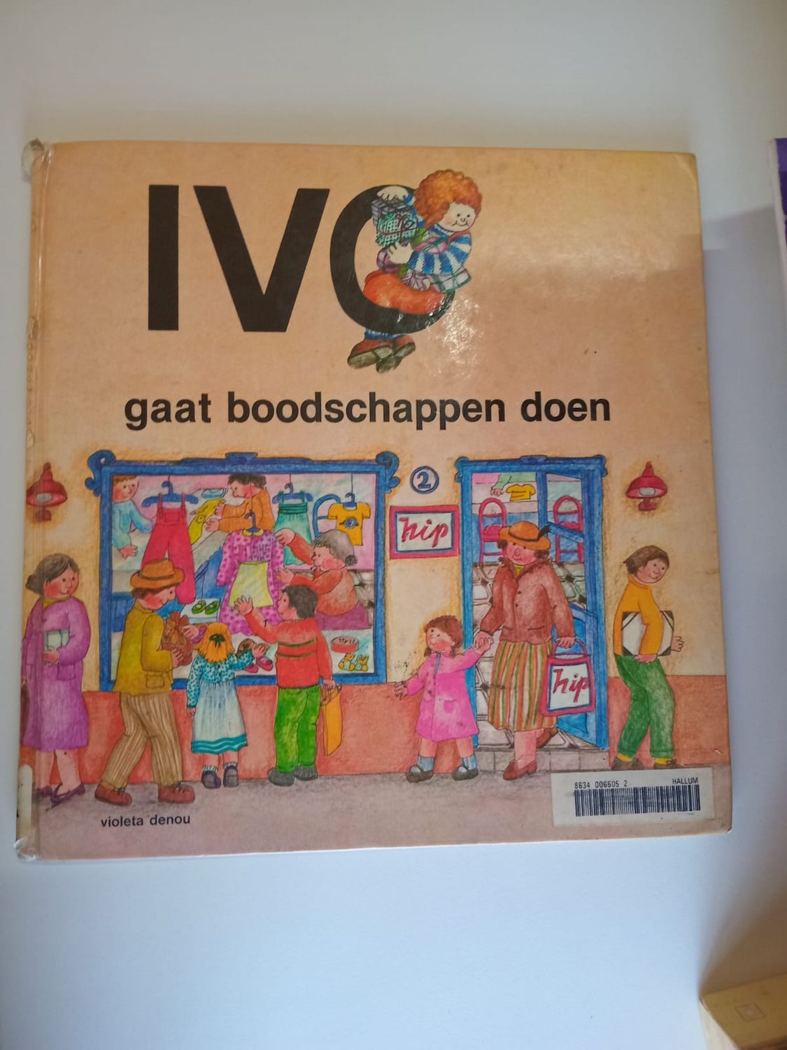 IVO gaat boodschappen doen 93