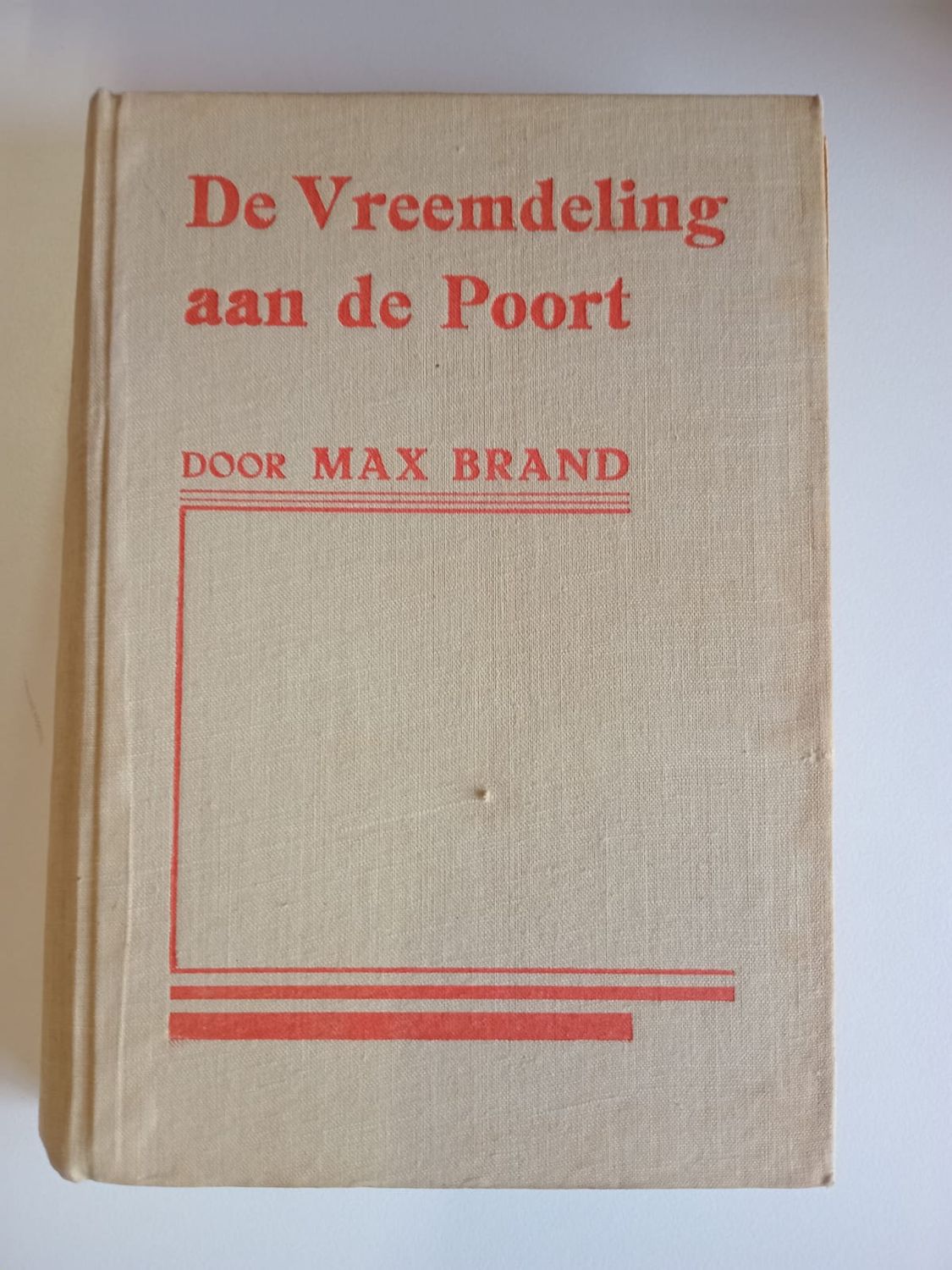 De vreemdeling aan de poort 94