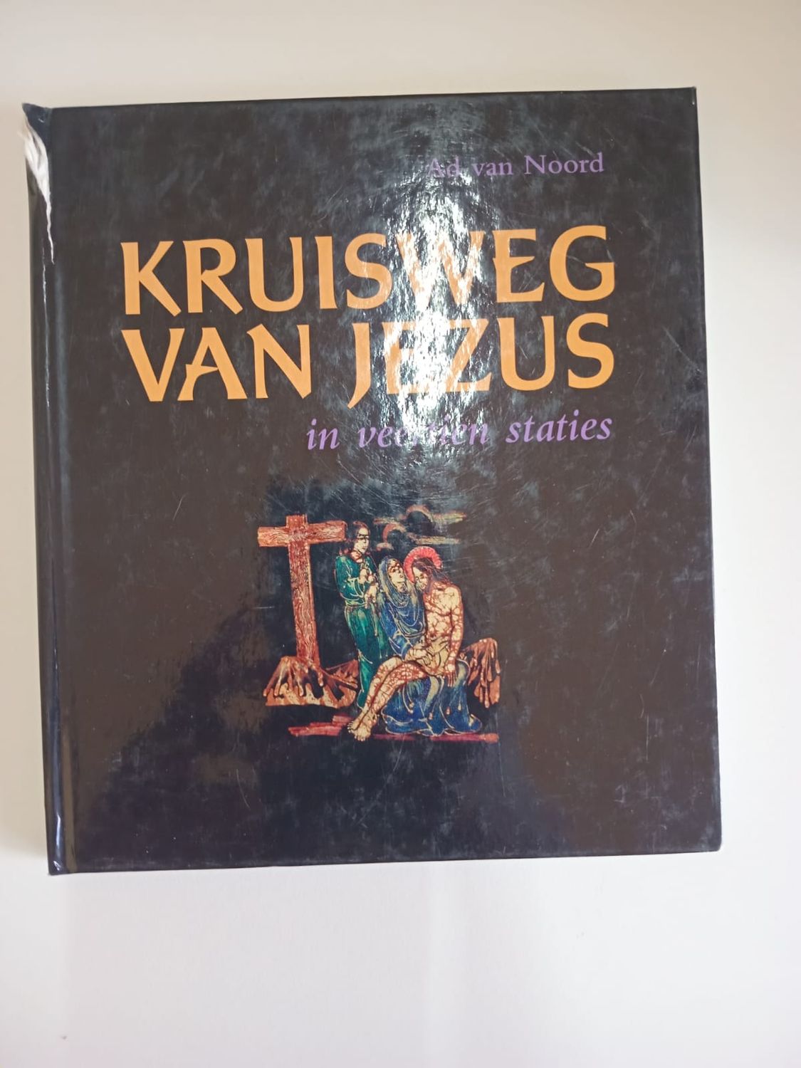 Kruisweg van jezus 104