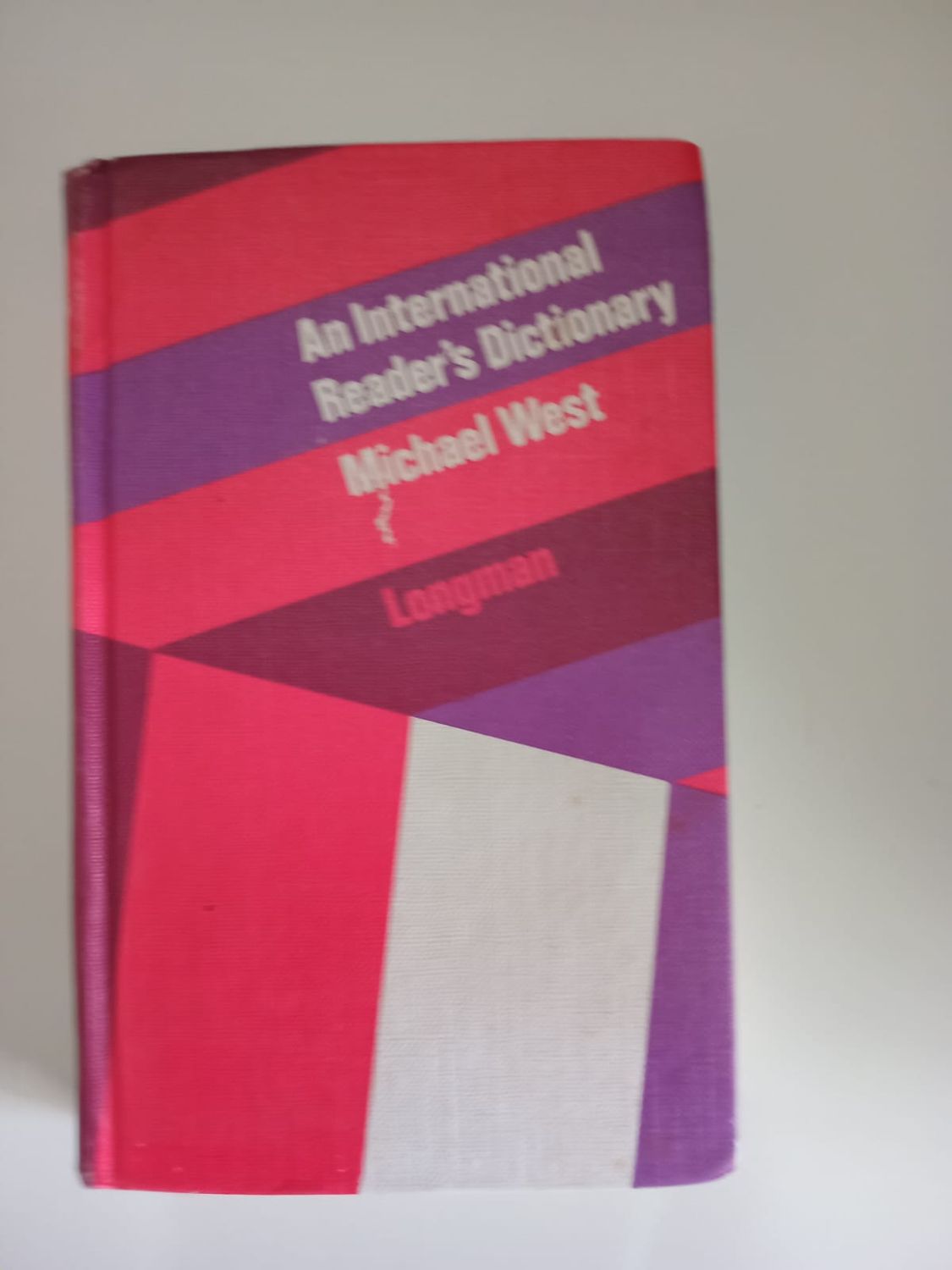 An international reader&#39;s dictionary 102