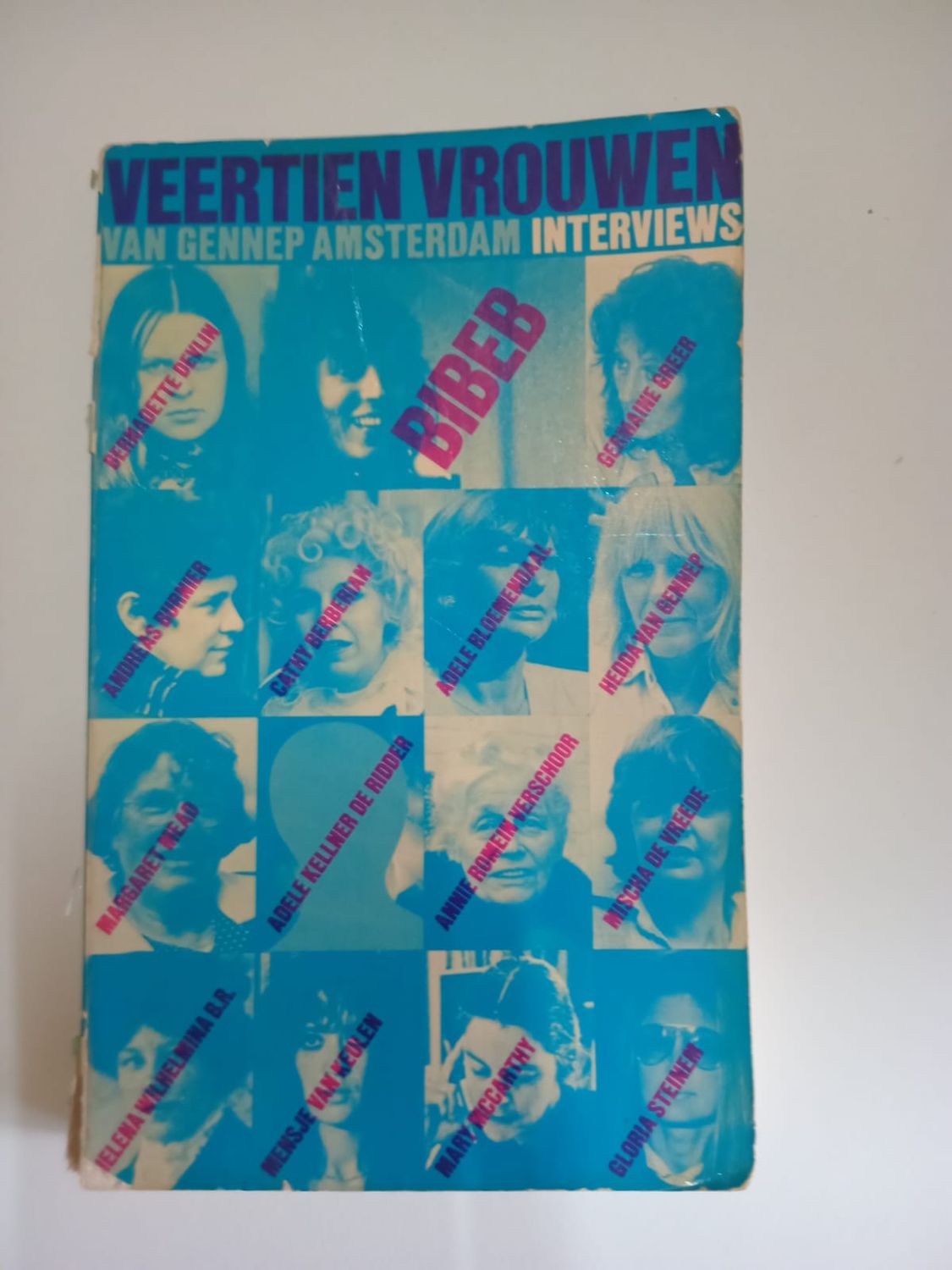 Veertien vrouwen 99
