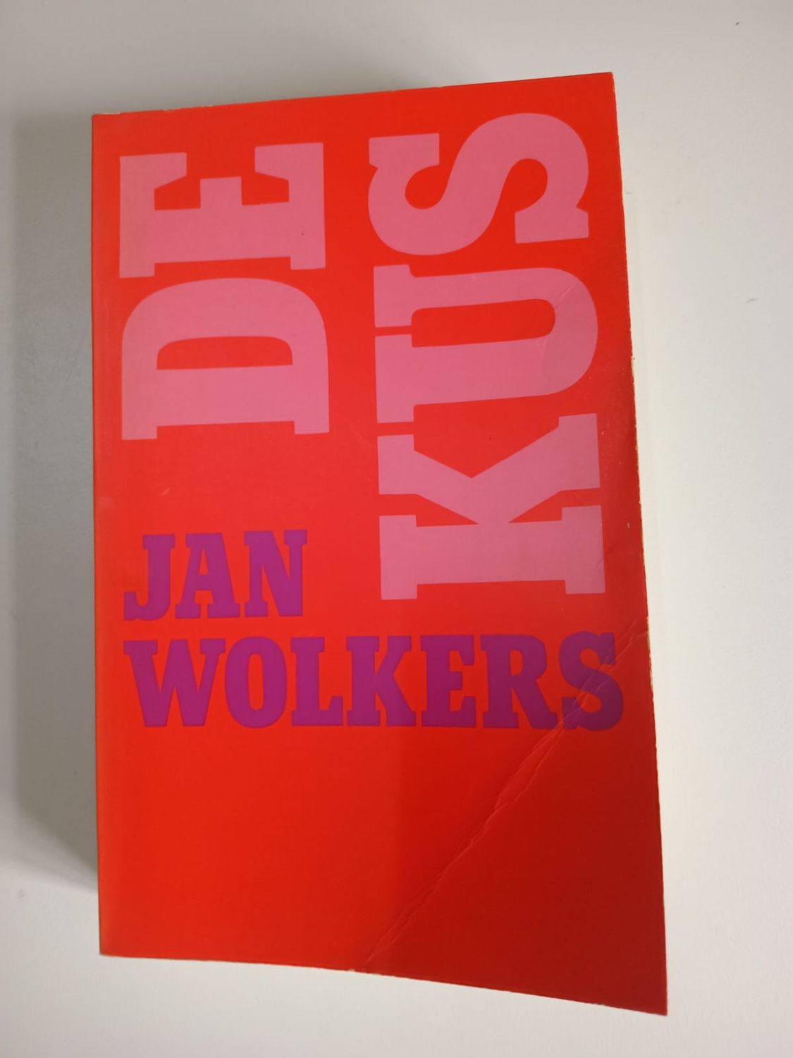 De kus 111