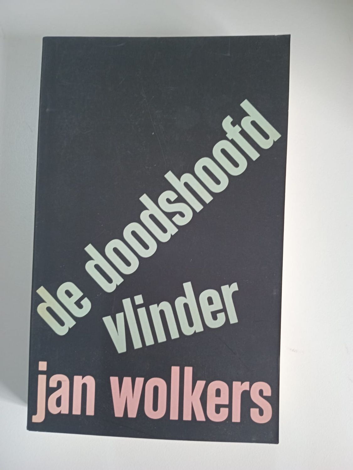 De doodshoofd vlinder 112