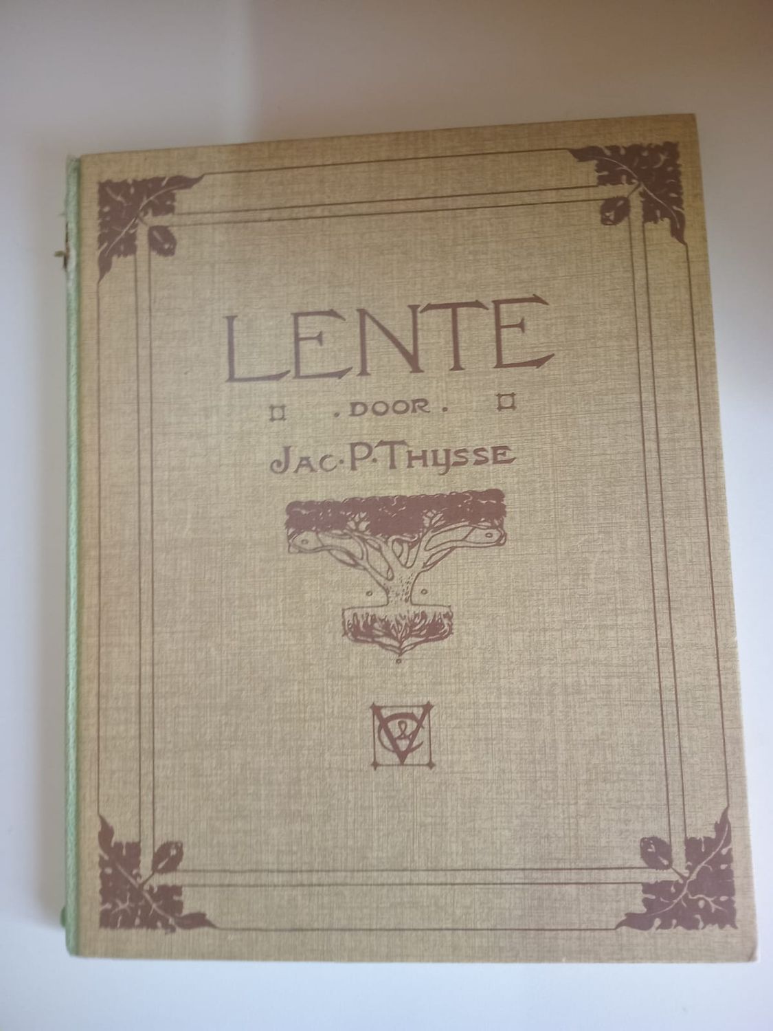 Lente 126