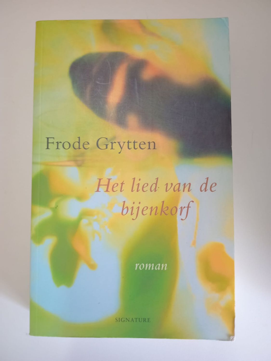 Het lied van de bijenkorf 128