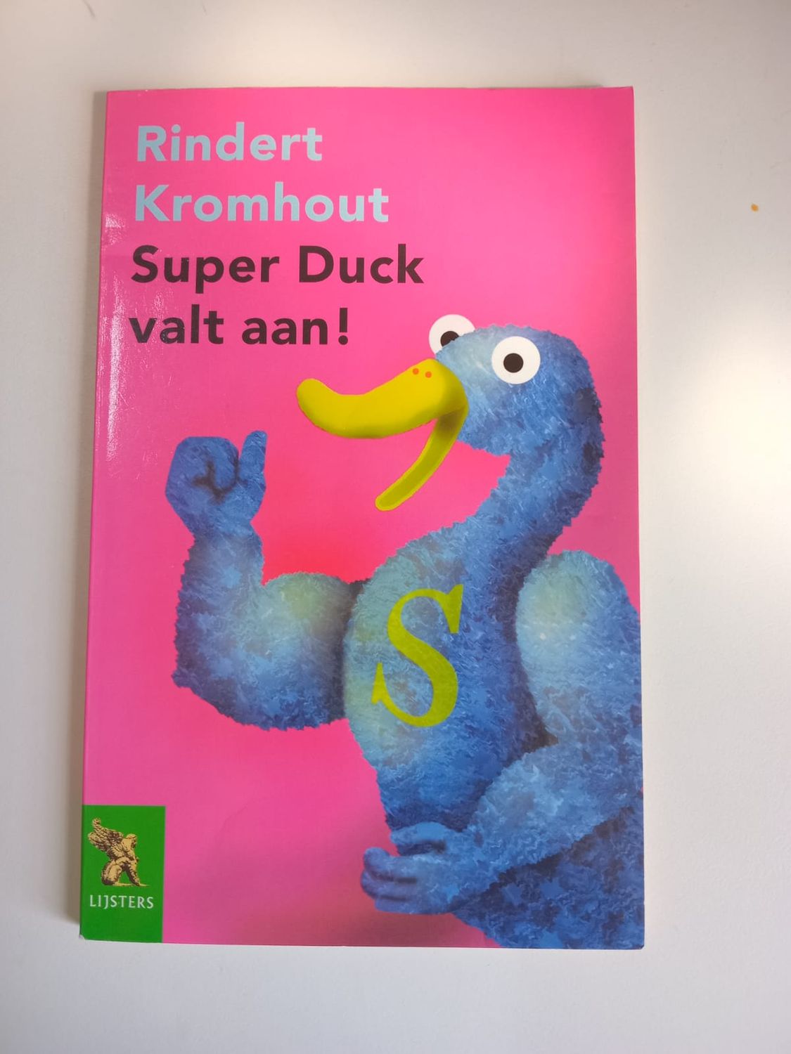 Super duck valt aan ! 135