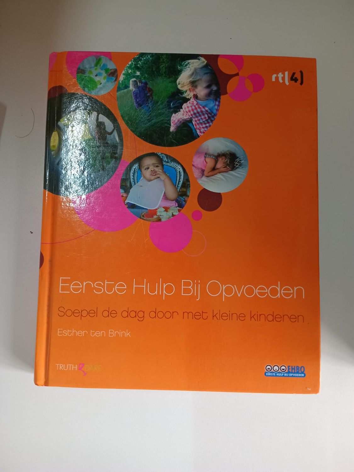 Eerste hulp bij opvoeden 137