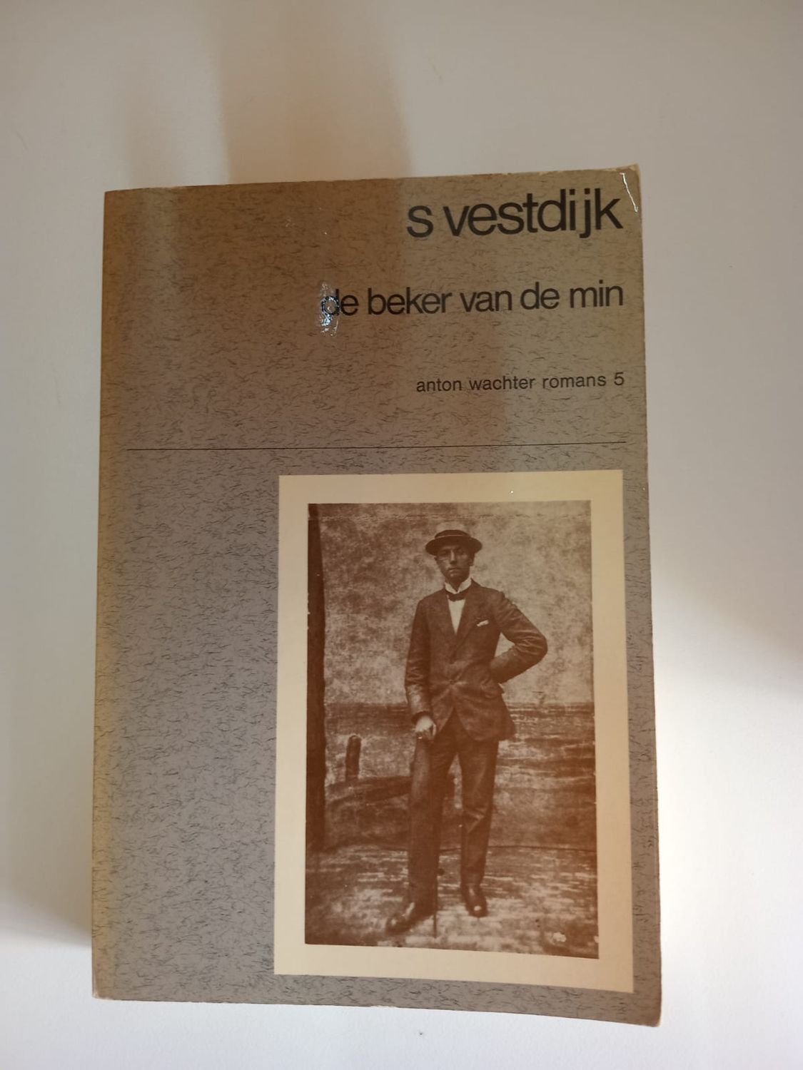 De beker van de min 139
