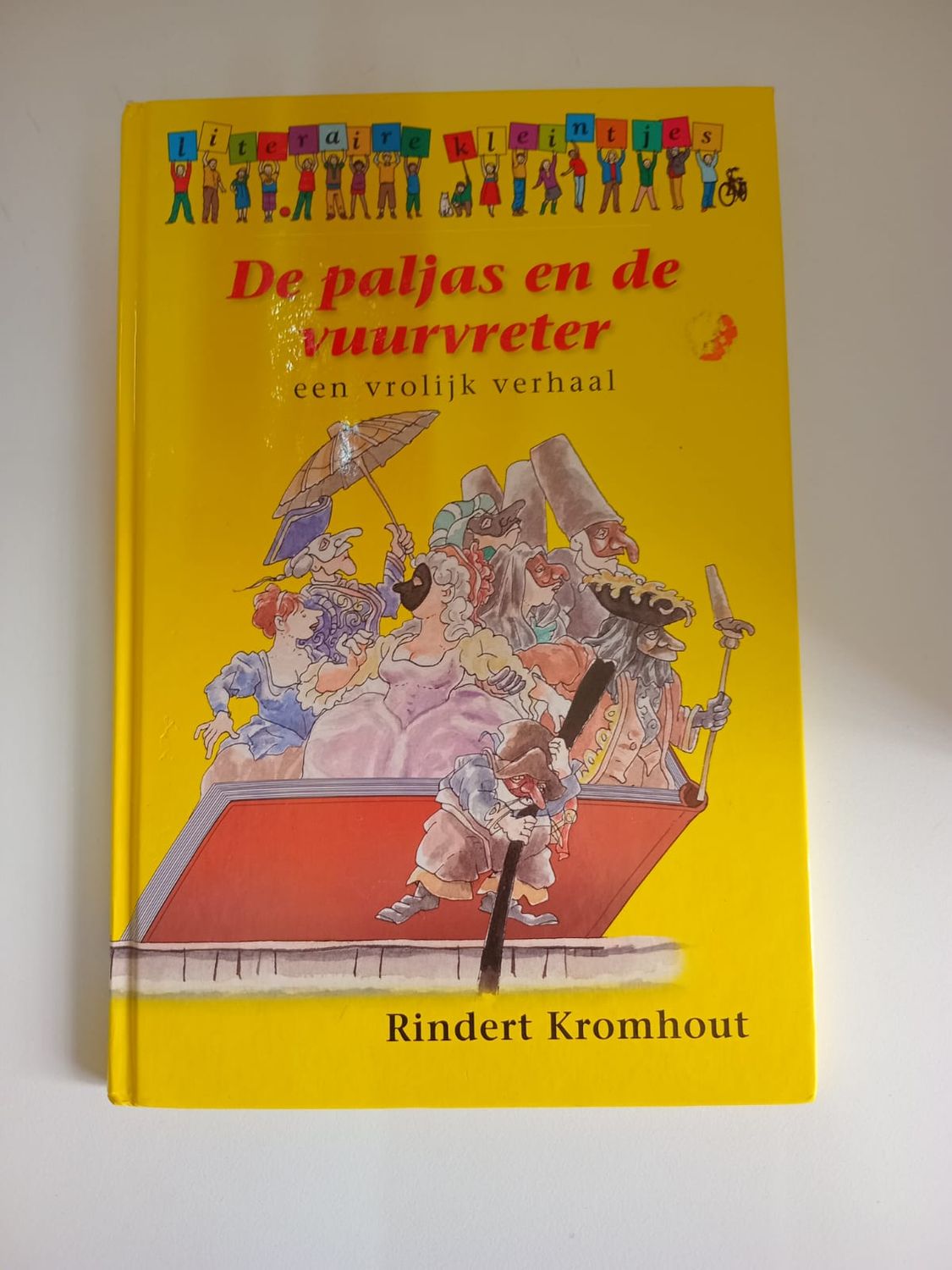 De paljas en de vuurvreter  139