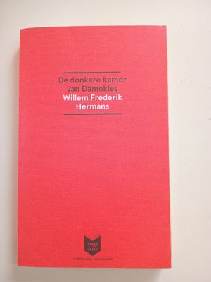 De donkere kamer van damokles 48