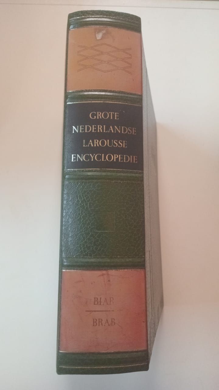 De grote nederlandse larousse encyclopedie 150