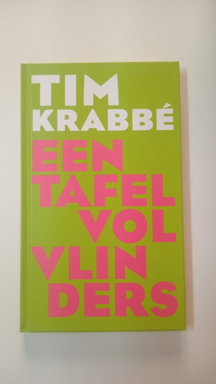 Een tafel vol vlinders 150