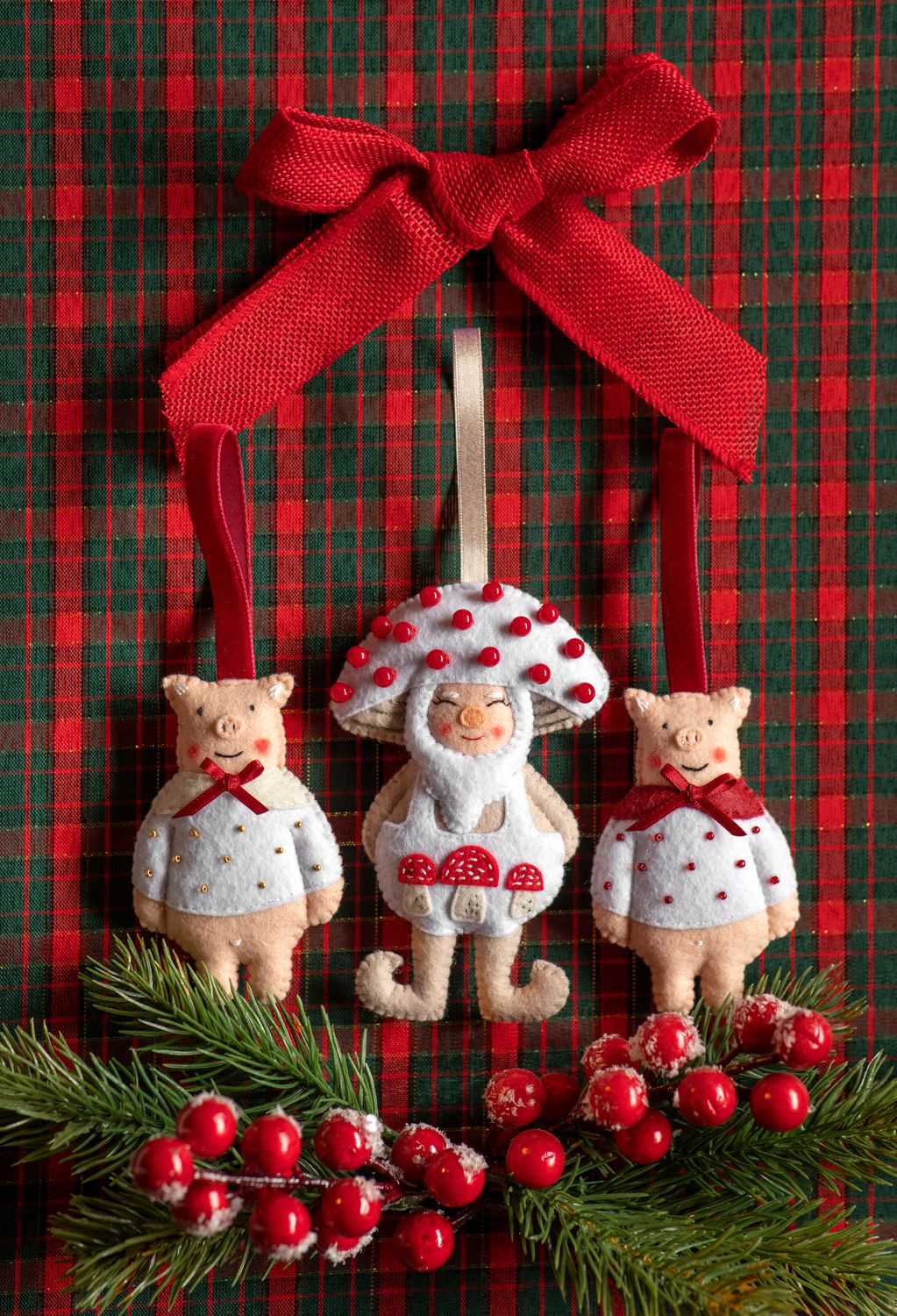 Piglet Handmade Felt Decoration