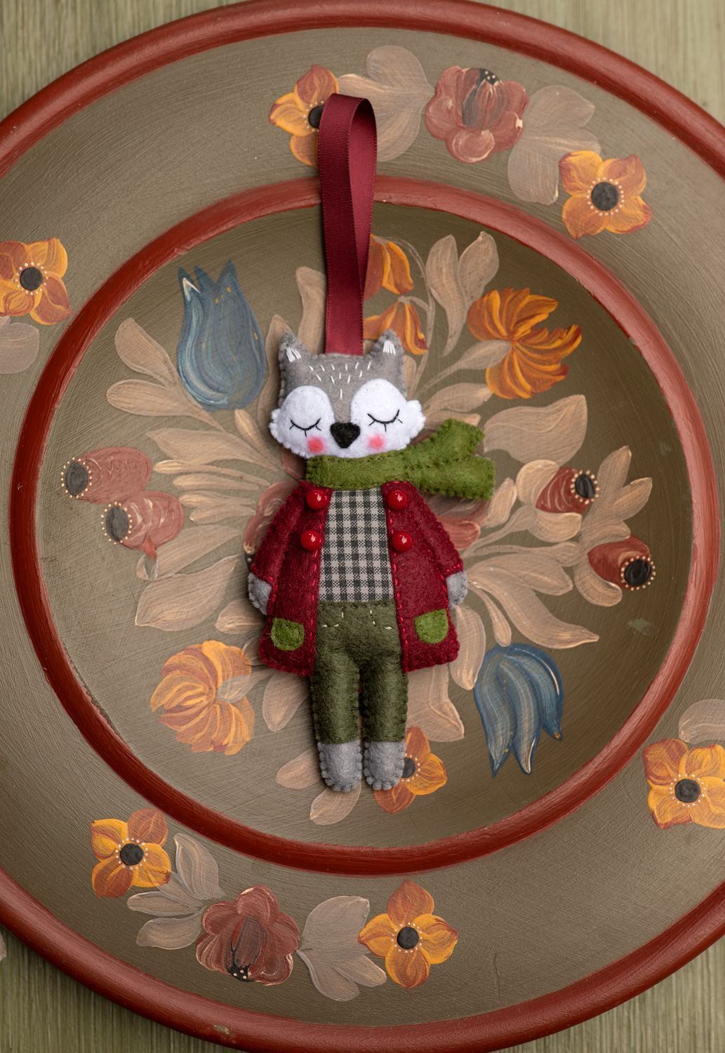 Wolf handmade felt decoration