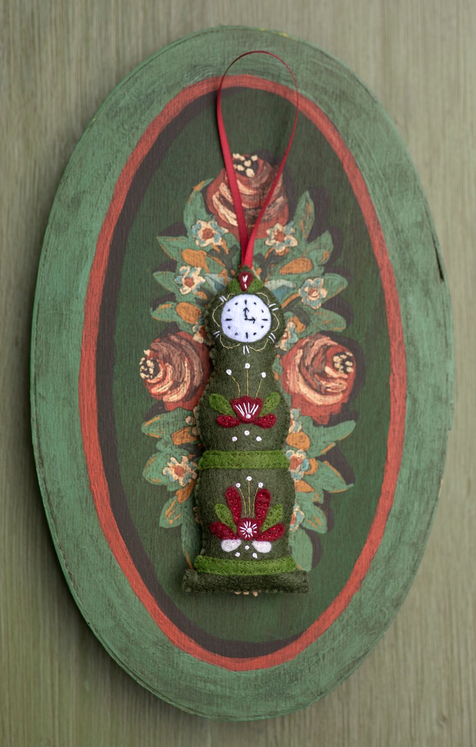 Dark Green Mora Clock handmade felt decoration