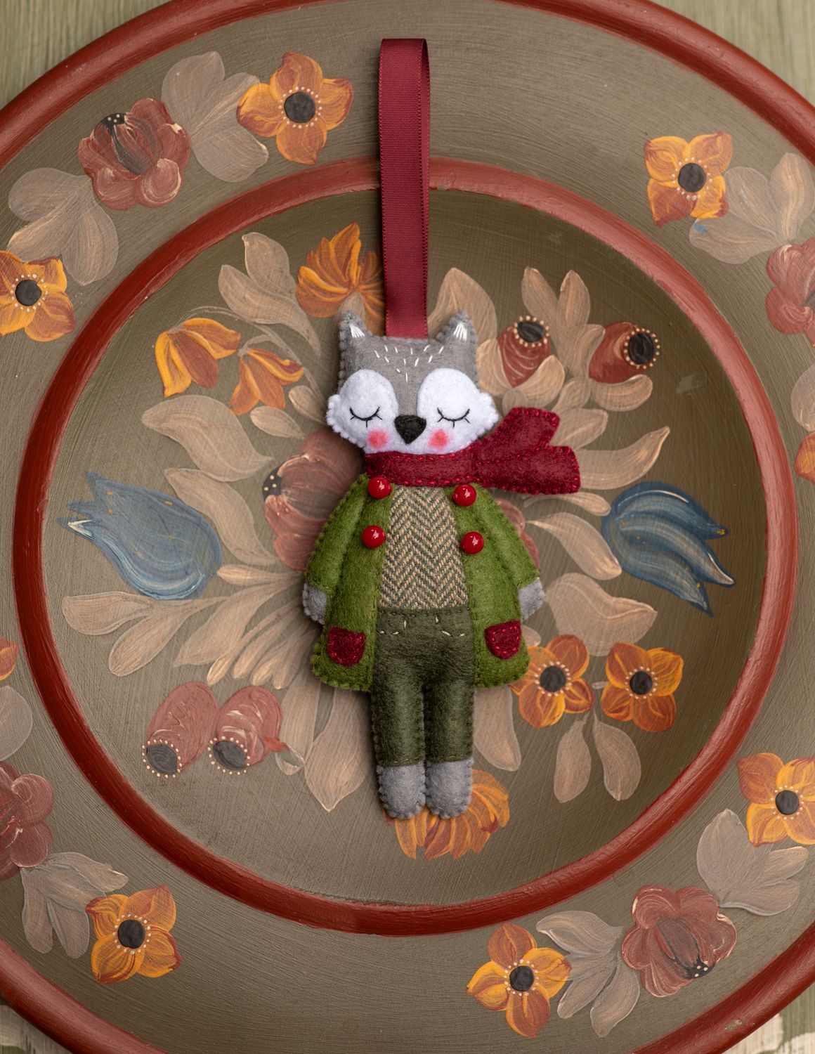 Wolf handmade felt decoration