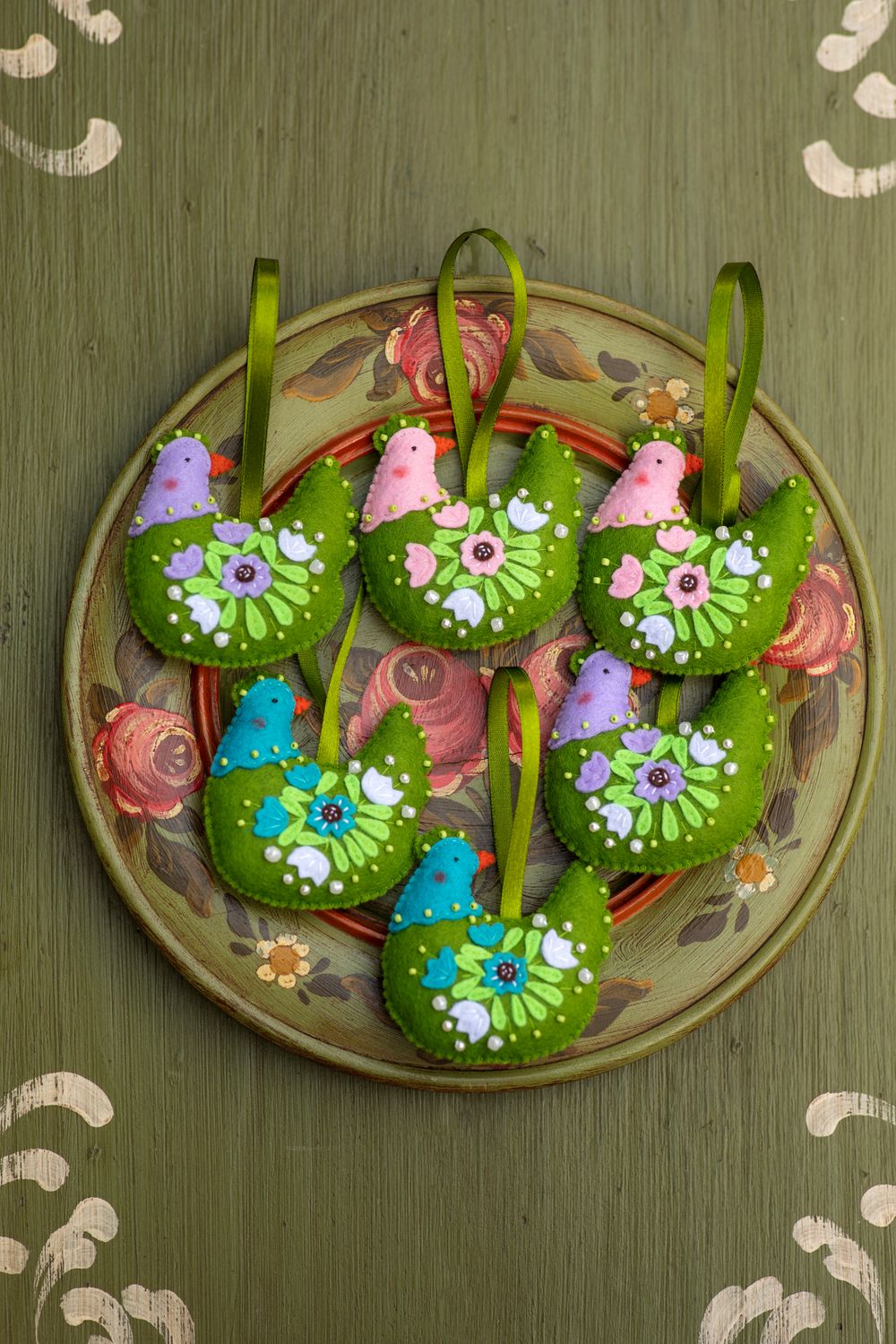 Chicken handmade felt decoration