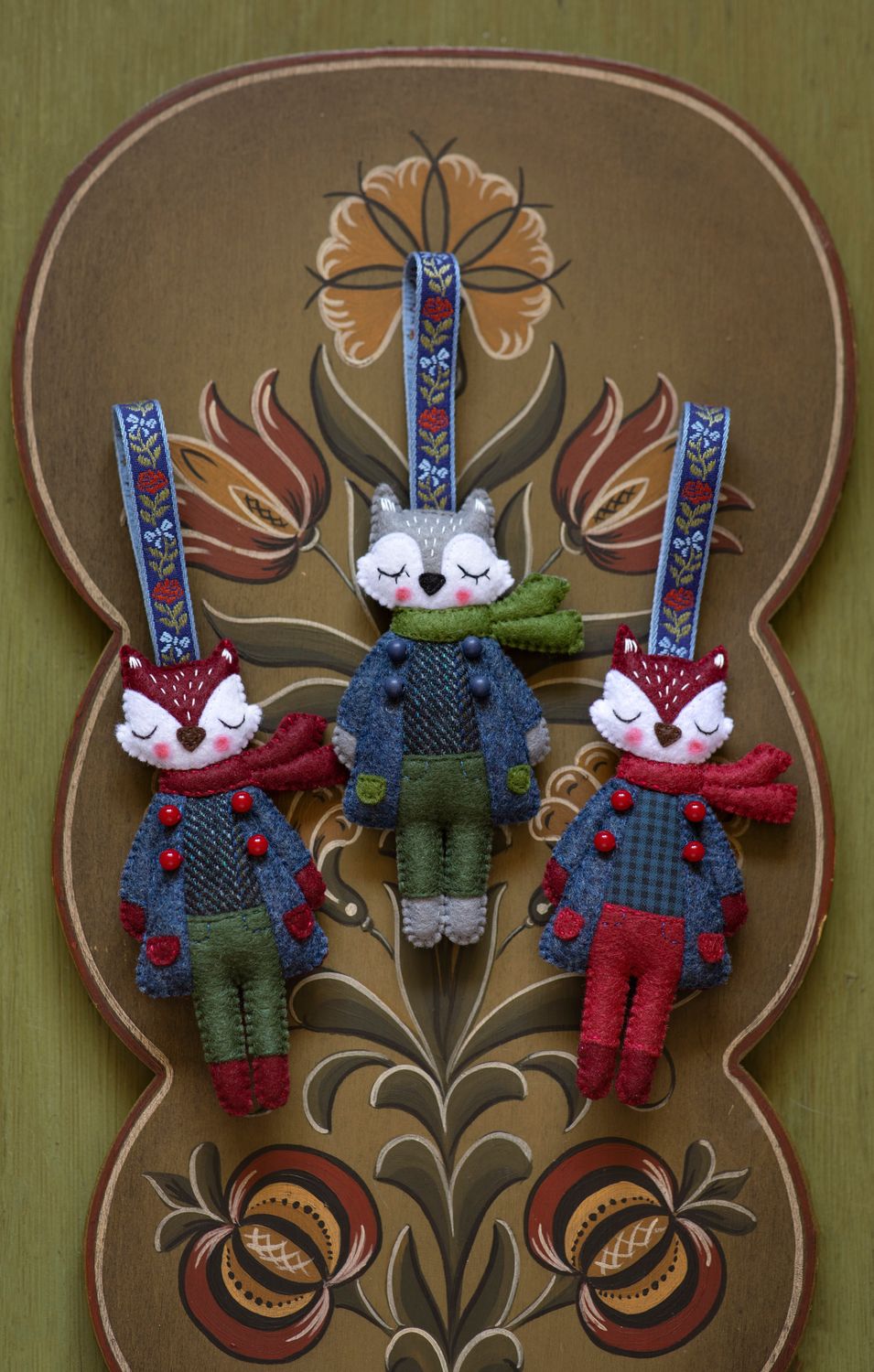 Fox &amp; Wolf Handmade Felt Decoration