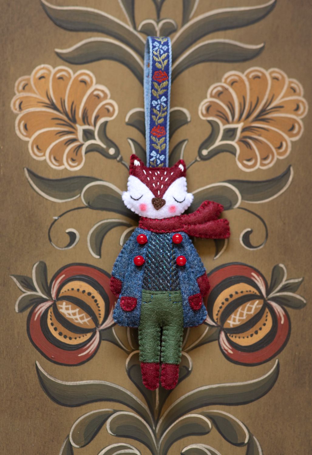 Fox &amp; Wolf Handmade Felt Decoration