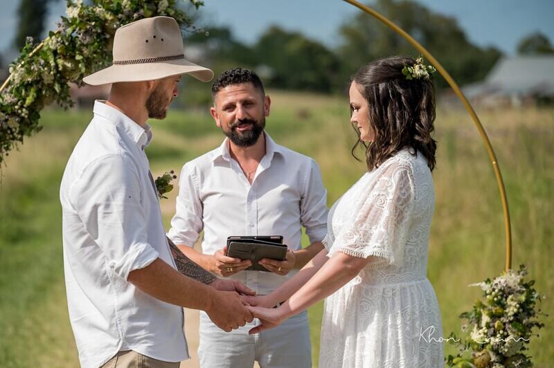 The 5 Minute Wedding