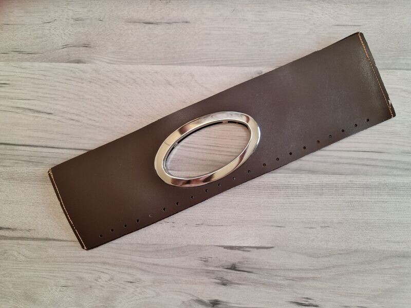 Leather With chrome Handle 36 cm