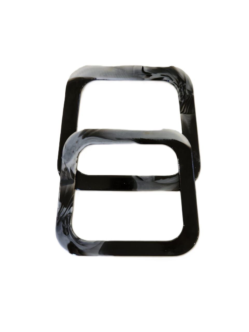 2 Plastic Handles
